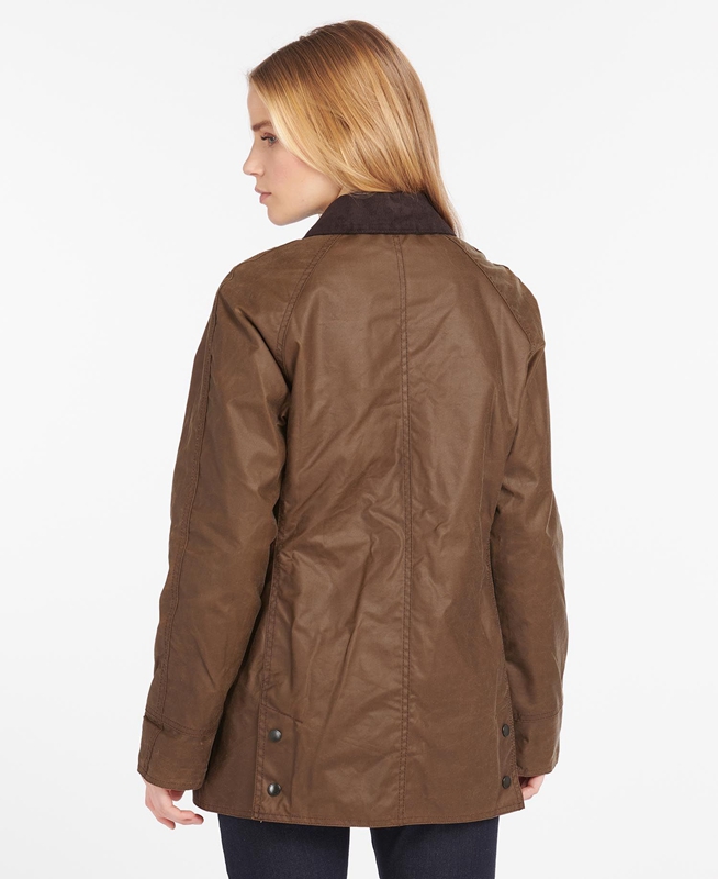 Barbour Beadnell® Női Viaszos Kabát Barna | 601279-KMR
