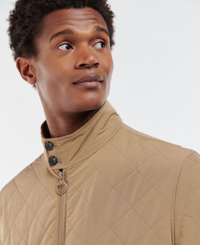 Barbour Hitchen Férfi Vattázott Kabát Bézs | 327410-ITP