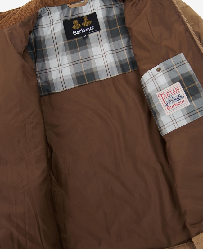 Barbour Hitchen Férfi Vattázott Kabát Bézs | 327410-ITP