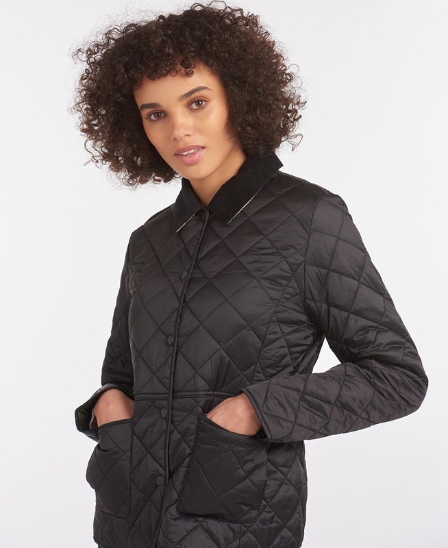 Barbour Steppjacke Deveron Női Vattázott Kabát Fekete | 367512-HAL